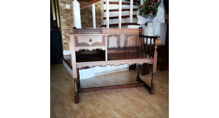 Masif el işçiliği oturmalıklı dresuar