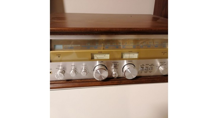 Sansui G-2000 AM/FM Stereo Receiver